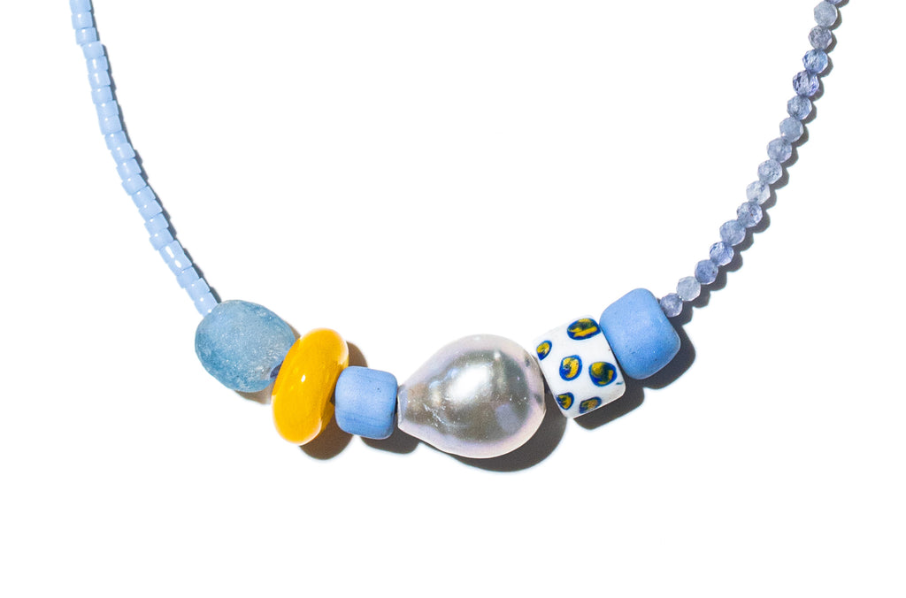 La Lancha necklace close-up – tanzanite and grey pearl bead detail – Low Tide LA handcrafted jewelry